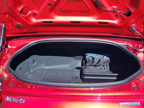 New 2025 MAZDA MX-5 Miata RF Club image 21