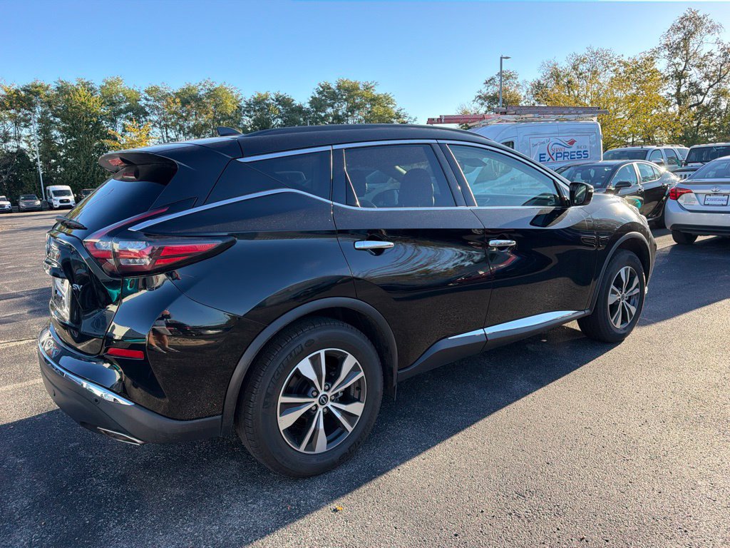Used 2024 Nissan Murano SV FWD image 3