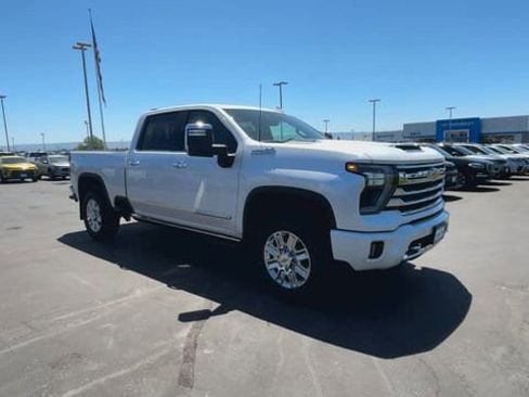 New 2025 Chevrolet Silverado 3500 High Country w/ Technology Package image 2