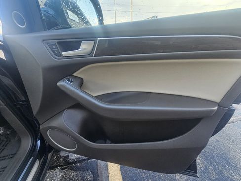 Used 2016 Audi Q5 2.0T Premium Plus w/ Technology Package image 39