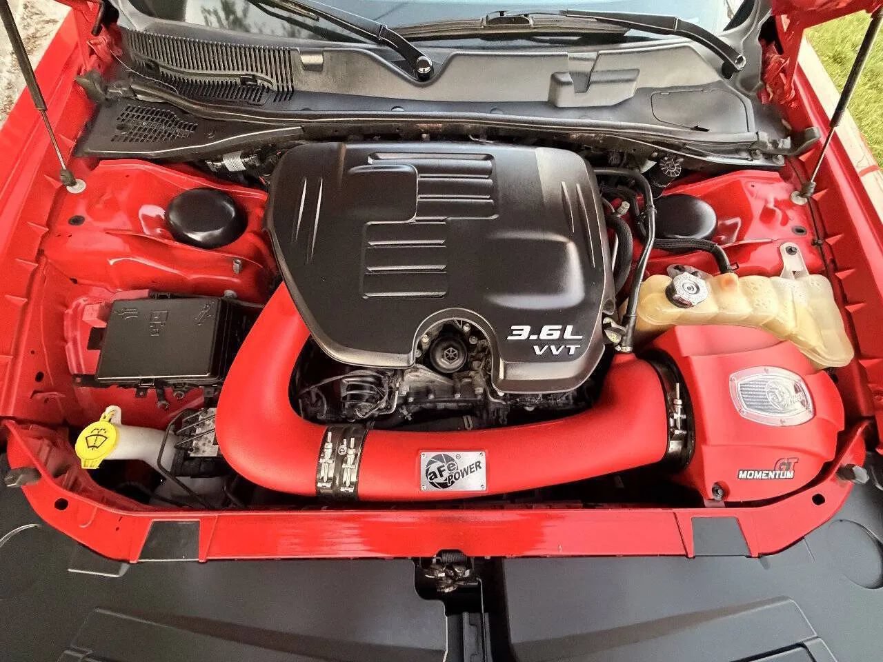 Used 2019 Dodge Challenger SXT RWD image 29