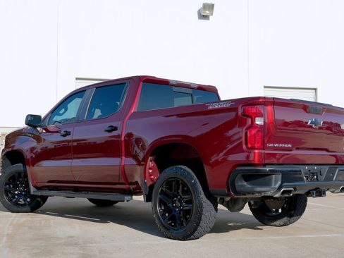 Used 2021 Chevrolet Silverado 1500 LT Trail Boss w/ Convenience Package II AWD/4WD image 4