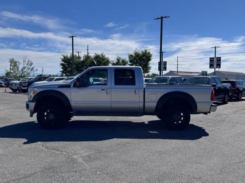 Used 2014 Ford F350 Lariat w/ Lariat Ultimate Package AWD/4WD image 11