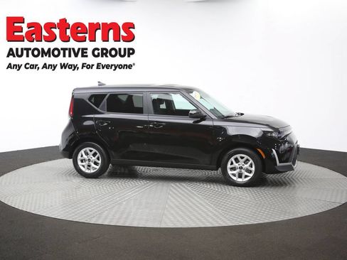Used 2025 Kia Soul LX w/ LX Technology Package FWD image 44