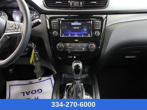 Certified 2021 Nissan Rogue Sport S image 18