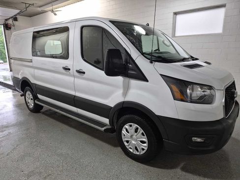 Used 2025 Ford Transit 250 Low Roof w/ Exterior Upgrade Package RWD image 2