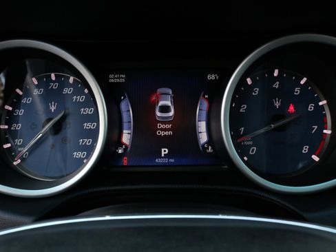 Used 2016 Maserati Ghibli S Q4 image 31