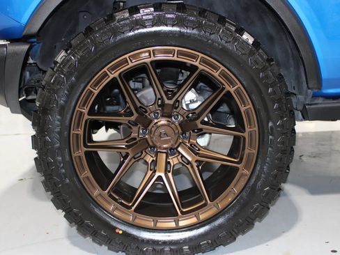 Used 2023 Ford Bronco Badlands AWD/4WD image 11