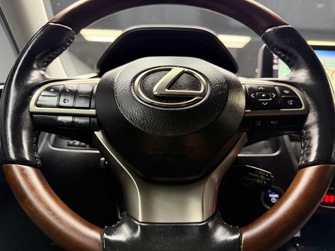 Used 2022 Lexus RX 450h AWD w/ Premium Package image 23