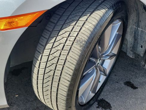 Used 2019 Honda Civic EX-L image 11