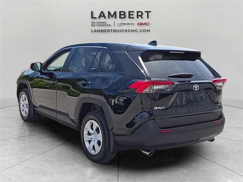 Used 2024 Toyota RAV4 LE AWD/4WD image 3