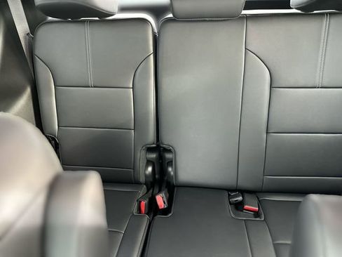 New 2026 GMC Acadia Elevation w/ Elevation Premium Package FWD image 27