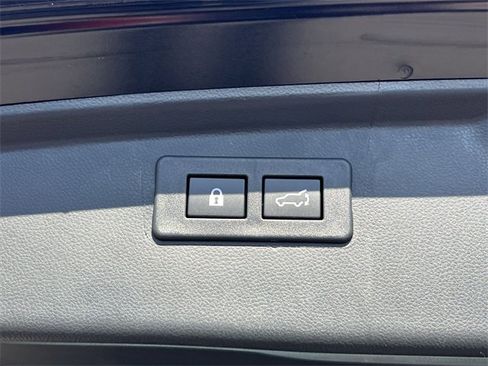 Certified 2025 Subaru Outback Premium w/ Popular Package #1A image 32