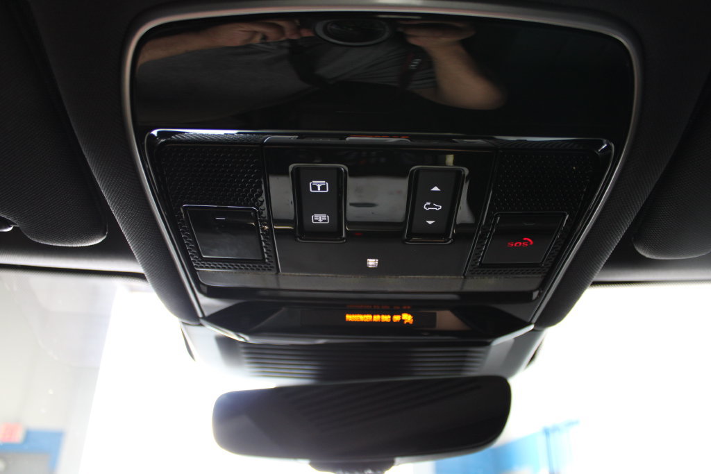 Used 2023 Land Rover Range Rover Sport SE AWD/4WD image 20