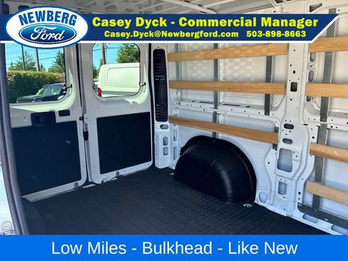 Used 2025 RAM ProMaster 2500 w/ U-Haul Equipment Group FWD image 11