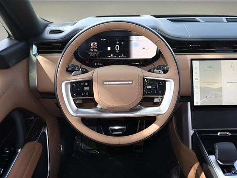 New 2026 Land Rover Range Rover Long Wheelbase SE AWD/4WD image 14
