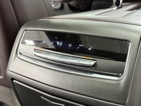 Used 2022 Cadillac Escalade Premium Luxury Platinum image 45