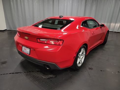 Used 2017 Chevrolet Camaro LT image 9