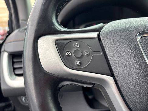 Used 2019 GMC Terrain SLE FWD image 23