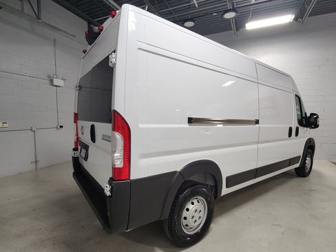 Used 2023 RAM ProMaster 2500 FWD image 5