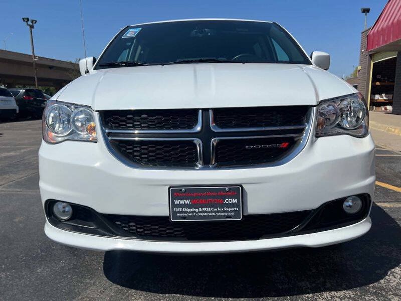 Used 2018 Dodge Grand Caravan SXT FWD image 8