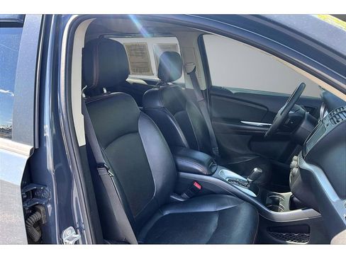 Used 2018 Dodge Journey GT w/ Nav & Sun Group image 8