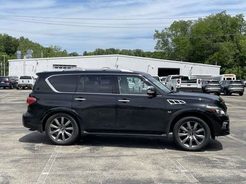 Used 2017 INFINITI QX80 Signature Edition w/ All Season Package AWD/4WD image 2