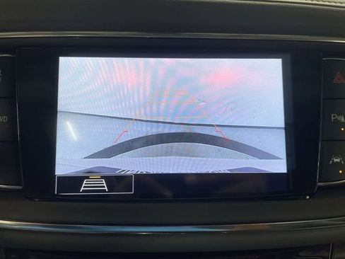 Used 2021 Buick Enclave Premium w/ Sun and Sites Package image 17