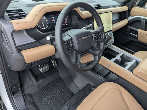 New 2026 Land Rover Defender 110 V8 image 7