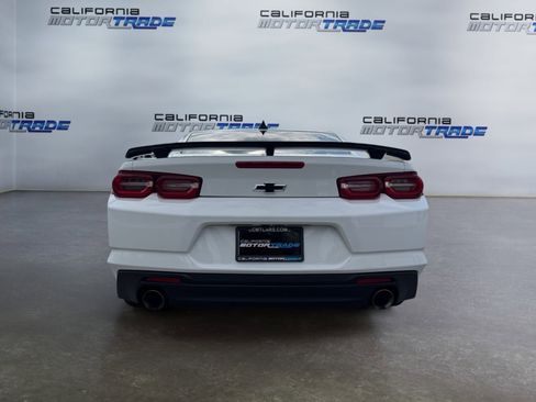 Used 2024 Chevrolet Camaro LT image 6