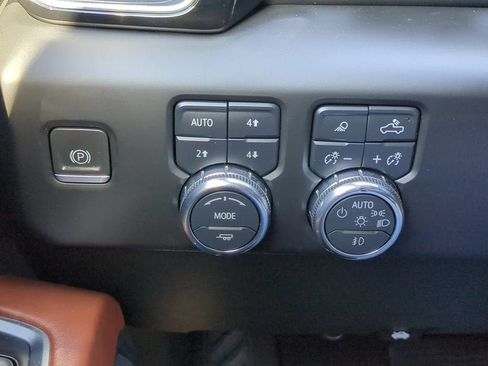 Used 2023 GMC Sierra 1500 Denali Ultimate AWD/4WD image 21