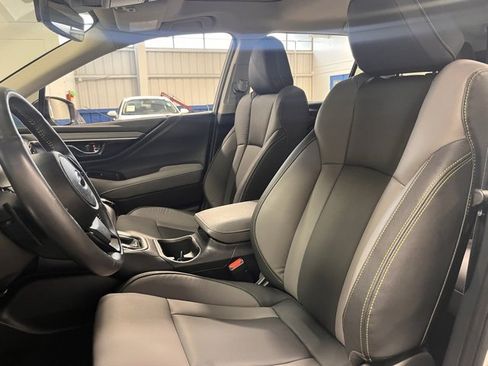 Used 2025 Subaru Outback Onyx Edition XT image 22