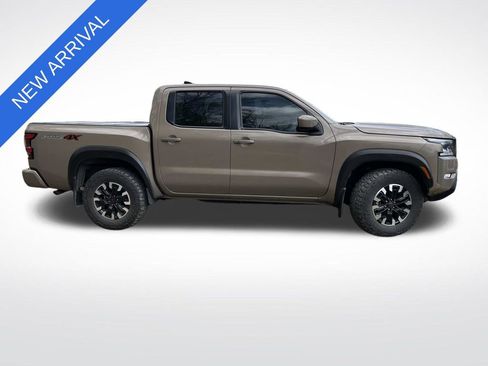 Used 2024 Nissan Frontier PRO-4X w/ Technology Package image 2