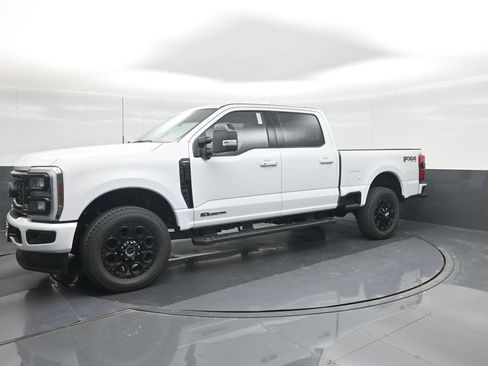 New 2026 Ford F250 Lariat w/ Black Appearance Package AWD/4WD image 33