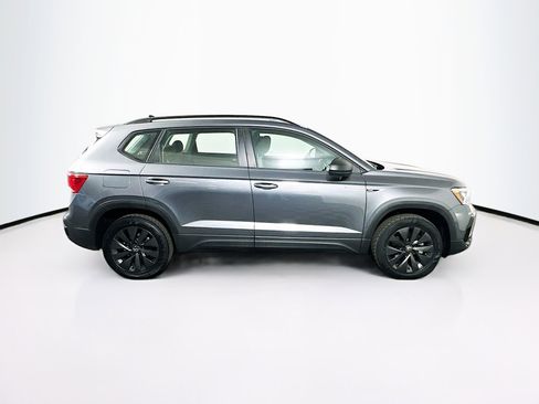 Used 2024 Volkswagen Taos S image 10