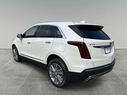New 2026 Cadillac XT5 Premium Luxury FWD image 3