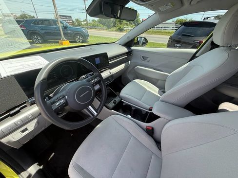 Used 2024 Hyundai Kona SEL w/ Convenience Package AWD/4WD image 14