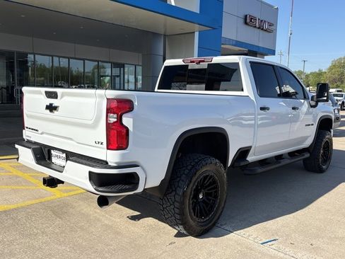 Used 2024 Chevrolet Silverado 2500 LTZ w/ LTZ Plus Package AWD/4WD image 3