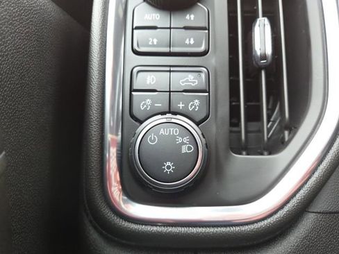 Used 2022 Chevrolet Silverado 1500 LT Trail Boss w/ Convenience Package II image 64