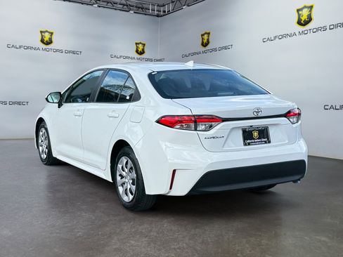 Used 2024 Toyota Corolla LE image 3