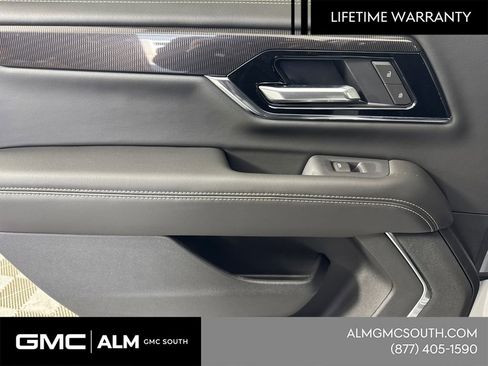 New 2026 GMC Yukon Elevation AWD/4WD image 23