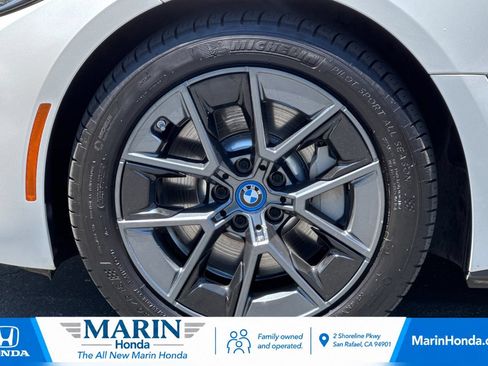 Used 2023 BMW i4 eDrive35 w/ Premium Package RWD image 34