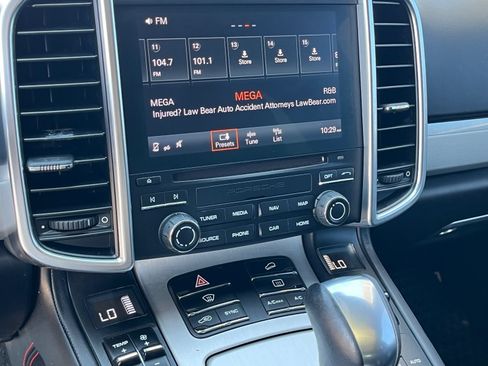 Used 2018 Porsche Cayenne GTS AWD/4WD image 24