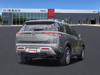 Certified 2025 Nissan Pathfinder SL