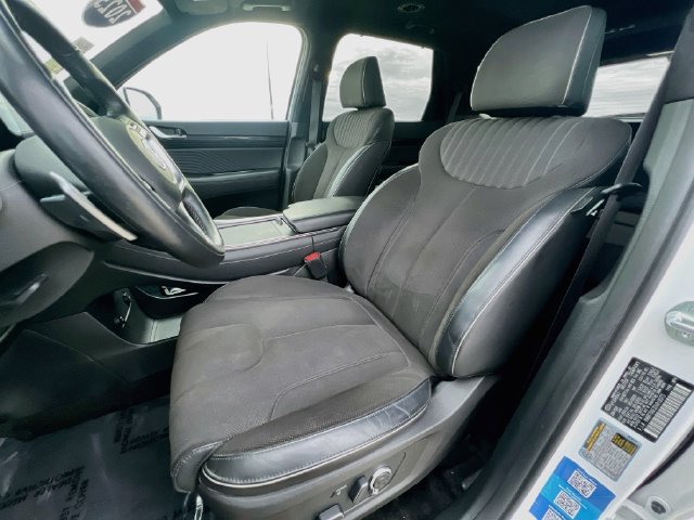 Used 2025 Hyundai Palisade Calligraphy AWD/4WD image 10