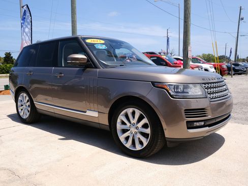 Used 2015 Land Rover Range Rover HSE AWD/4WD image 3