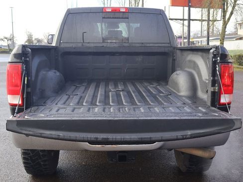 Used 2017 RAM 2500 Big Horn image 36