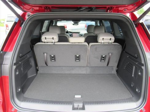 New 2026 GMC Acadia Elevation w/ Elevation Premium Package FWD image 33