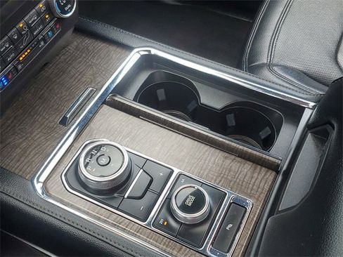 Used 2021 Ford Expedition Max Limited image 20