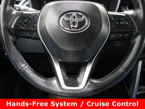Certified 2024 Toyota Corolla Cross XLE image 25